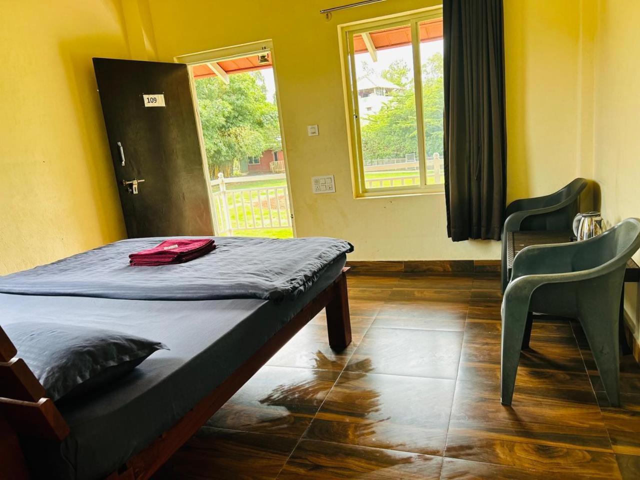 Auberge de jeunesse Trippr Chikkamagaluru à Chikmagalūr Extérieur photo