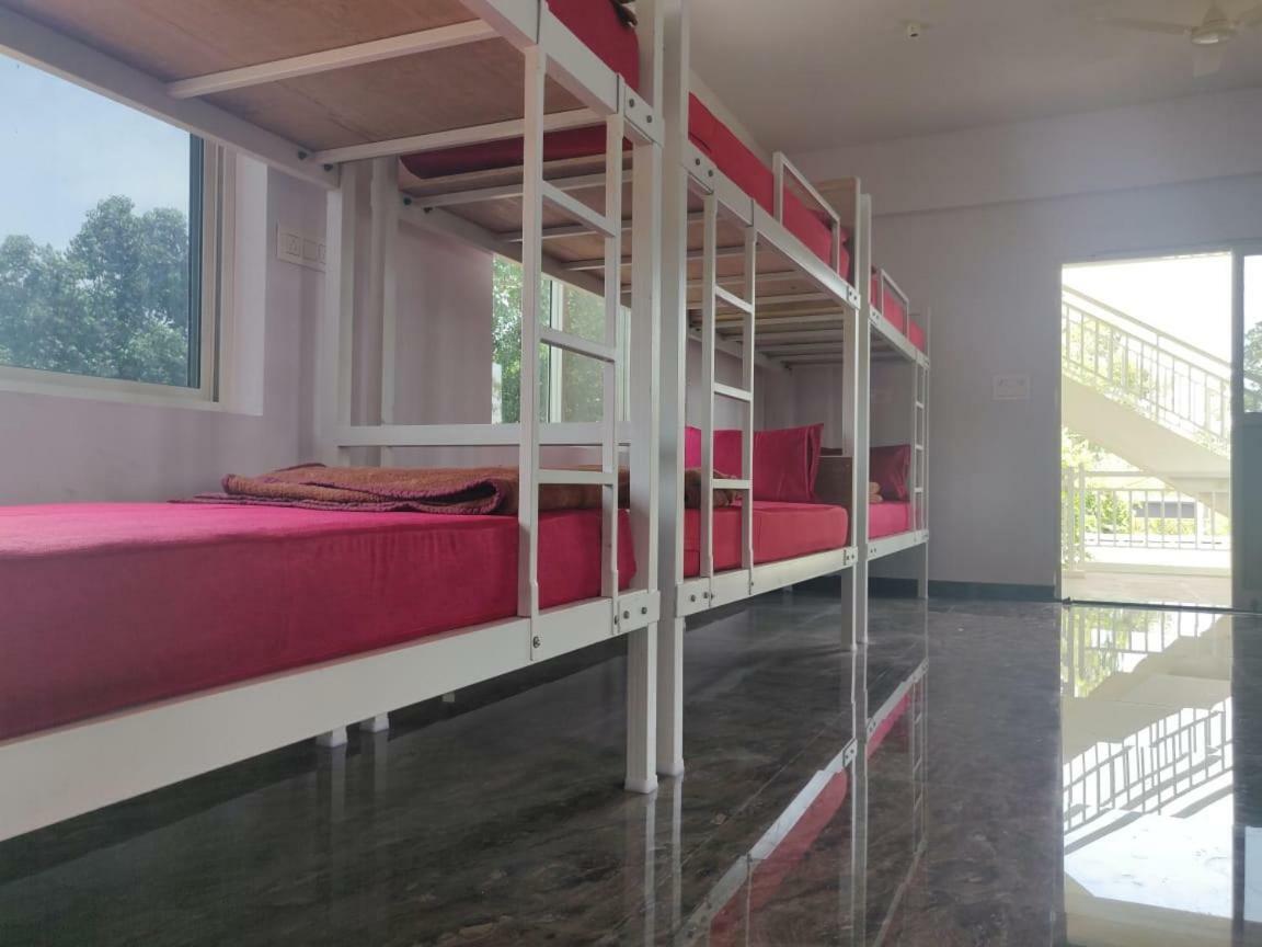 Auberge de jeunesse Trippr Chikkamagaluru à Chikmagalūr Extérieur photo